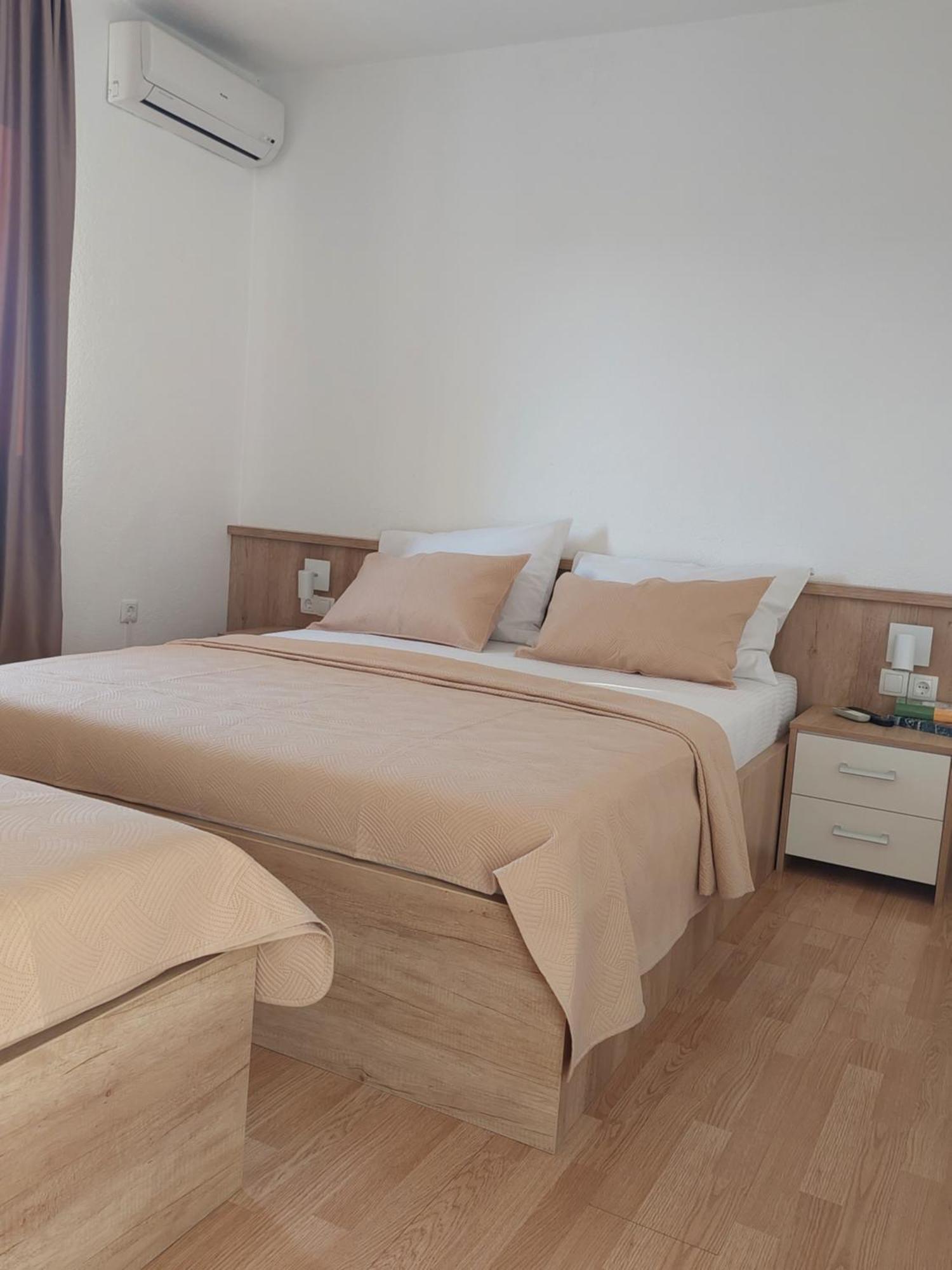 Royal Apartments نيوم المظهر الخارجي الصورة