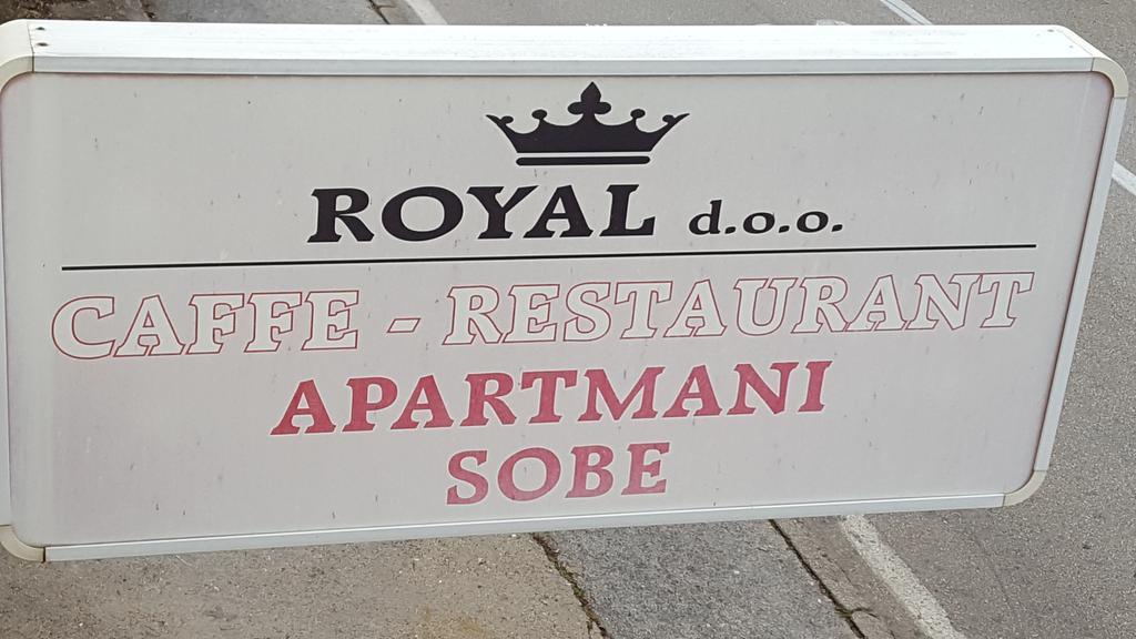 Royal Apartments نيوم المظهر الخارجي الصورة